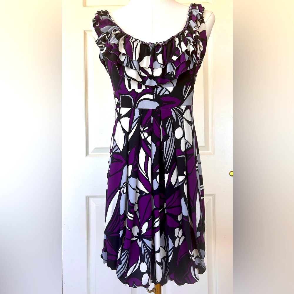 Twenty One Brand Ruffle‎ Collar Bubble Hem Dress Large